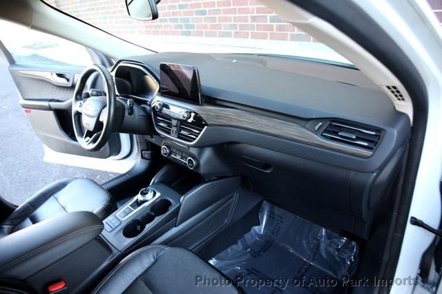 2020 Ford Escape Titanium - Photo 30