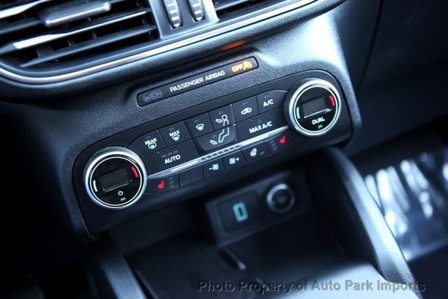 2020 Ford Escape Titanium - Photo 35