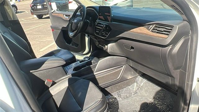 2020 Ford Escape Titanium Hybrid AWD - 22921105 - 12