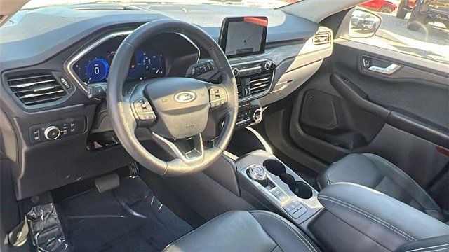 2020 Ford Escape Titanium Hybrid AWD - 22921105 - 16