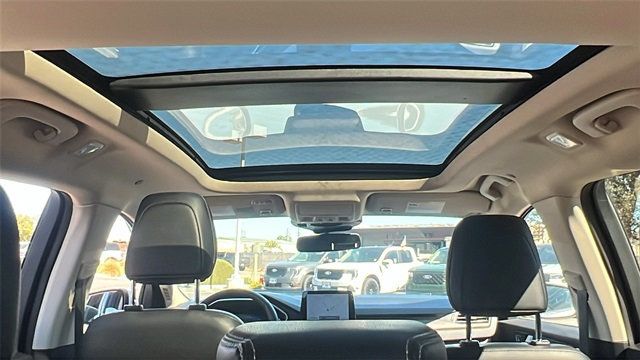 2020 Ford Escape Titanium Hybrid AWD - 22921105 - 19