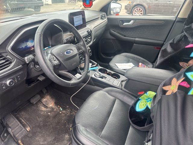 2020 Ford Escape Titanium Hybrid AWD - 22995960 - 9