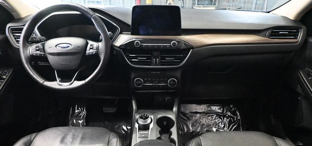2020 Ford Escape Titanium Hybrid FWD - 23071622 - 10
