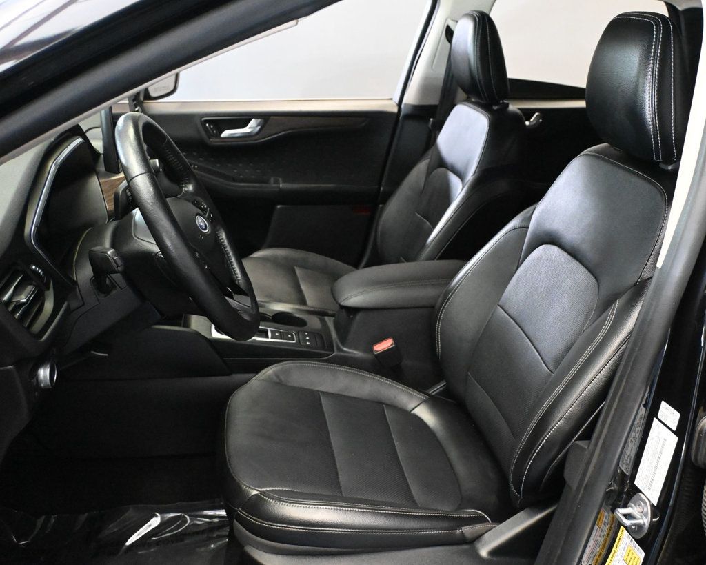 Ford Escape photo 18