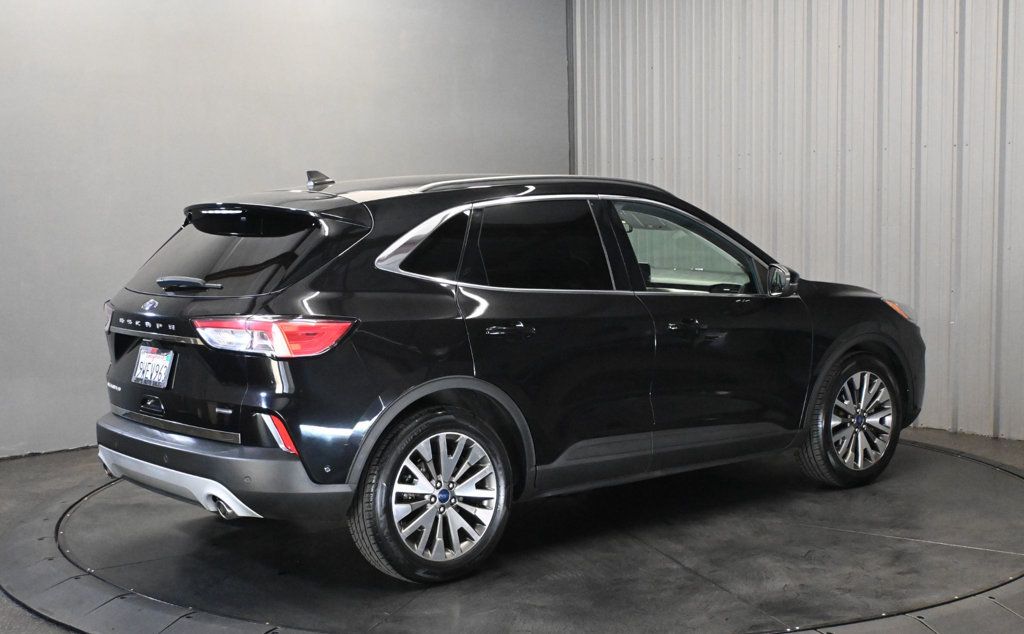 Ford Escape photo 5