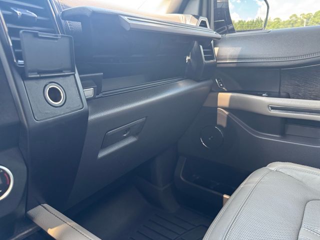 2020 Ford Expedition Limited - 23060391 - 24