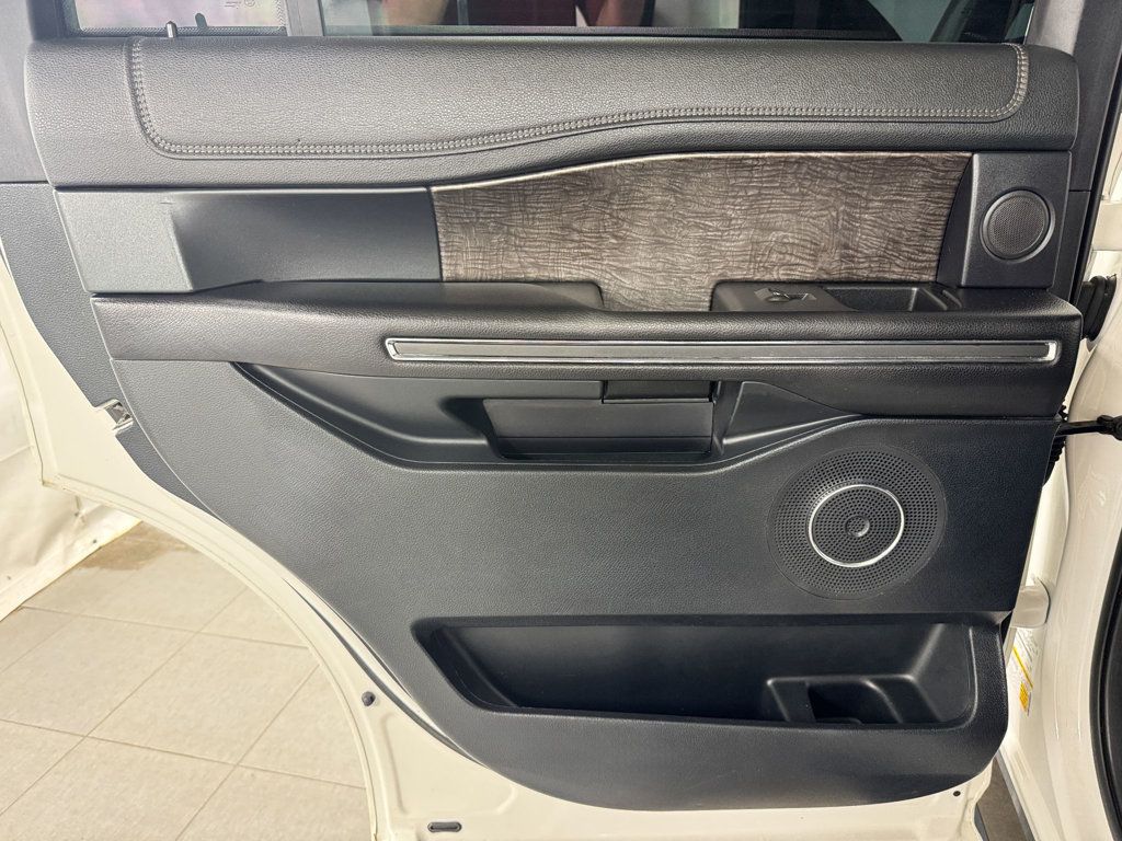 2020 Ford Expedition LIMITED 4WD - 23097261 - 14