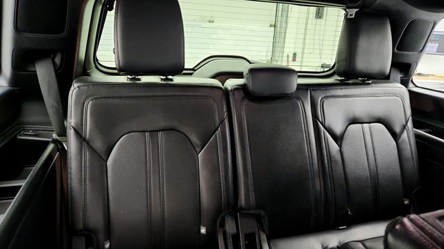2020 Ford Expedition Limited 4x4 w/ Panoramic Vista Roof & Voice Activated Touch Nav. - 22956676 - 24