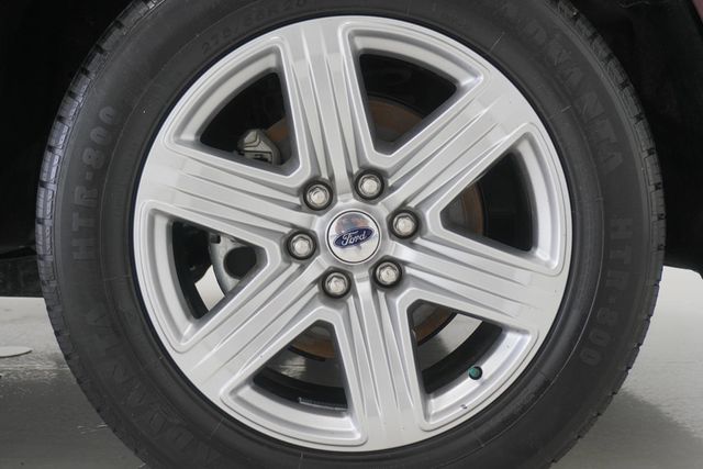 2020 Ford Expedition XLT 4x2 - 22997055 - 25