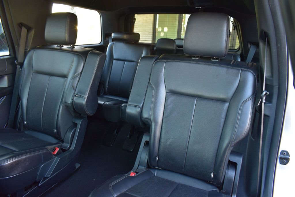 2020 Ford Expedition XLT 4x4 - 22943411 - 21