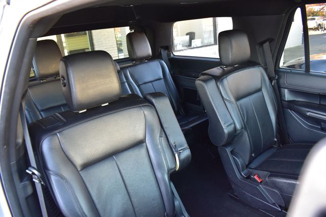 2020 Ford Expedition XLT 4x4 - 22943411 - 24