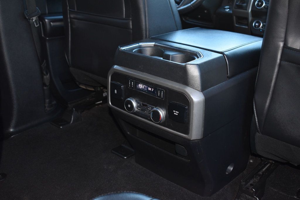 2020 Ford Expedition XLT 4x4 - 22943411 - 26