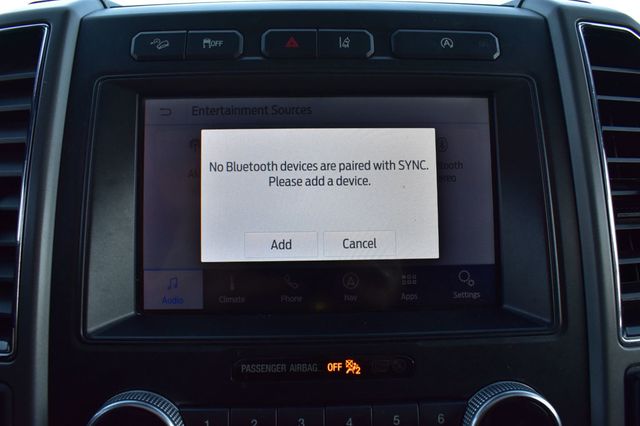 2020 Ford Expedition XLT 4x4 - 22943411 - 32