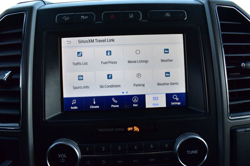 2020 Ford Expedition XLT 4x4 - 22943411 - 35