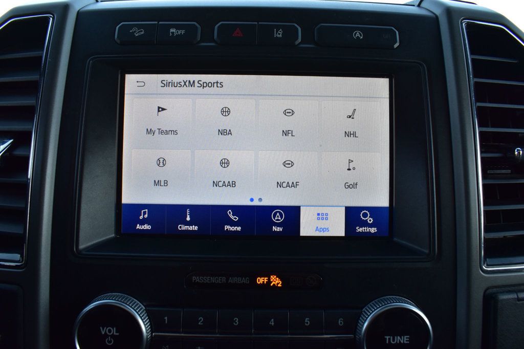 2020 Ford Expedition XLT 4x4 - 22943411 - 37