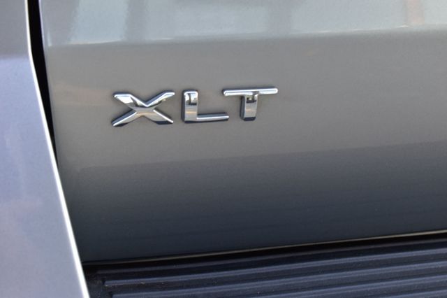 2020 Ford Expedition XLT 4x4 - 22943411 - 55