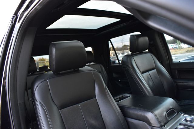 2020 Ford Expedition XLT 4x4 - 22975620 - 17