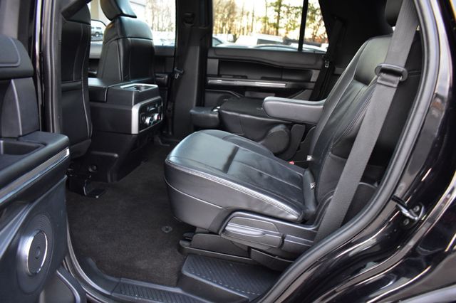 2020 Ford Expedition XLT 4x4 - 22975620 - 26
