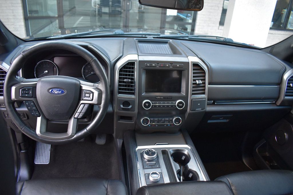 2020 Ford Expedition XLT 4x4 - 22975620 - 28