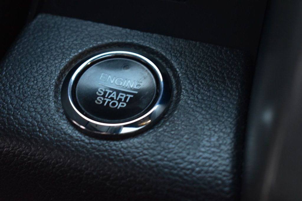 2020 Ford Expedition XLT 4x4 - 22975620 - 31