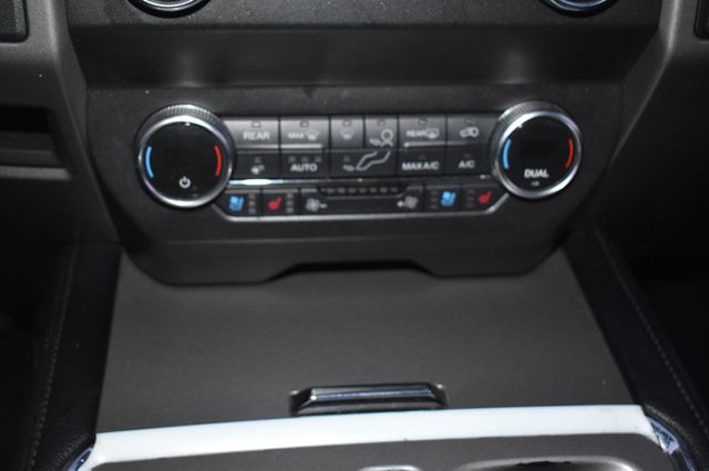 2020 Ford Expedition XLT 4x4 - 22975620 - 48