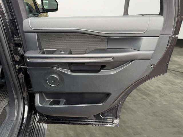 2020 Ford Expedition XLT 4x4 - 22964795 - 24