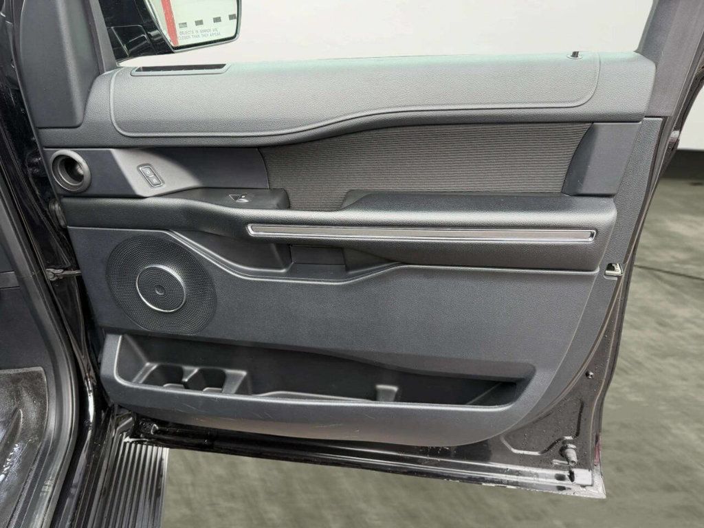 2020 Ford Expedition XLT 4x4 - 22964795 - 29