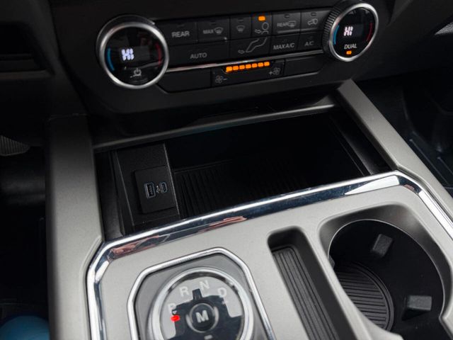 2020 Ford Expedition XLT 4x4 - 22964795 - 45