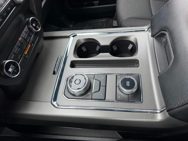 2020 Ford Expedition XLT 4x4 - 22964795 - 47