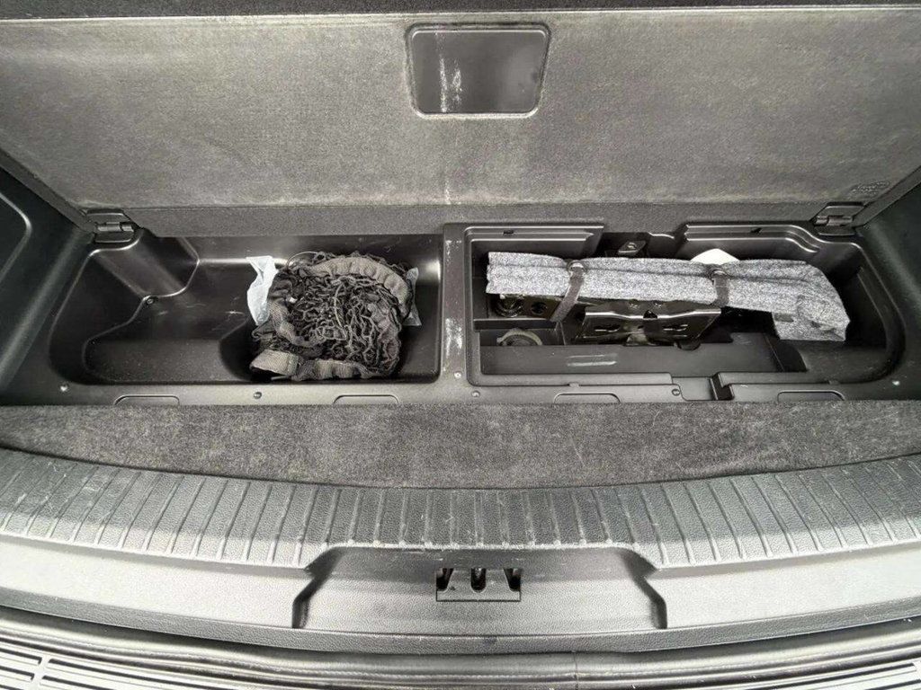 2020 Ford Expedition XLT 4x4 - 22964795 - 7