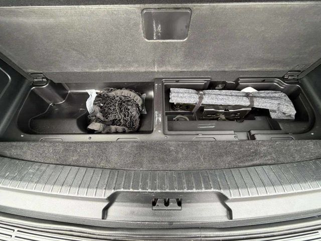 2020 Ford Expedition XLT 4x4 - 22964795 - 7