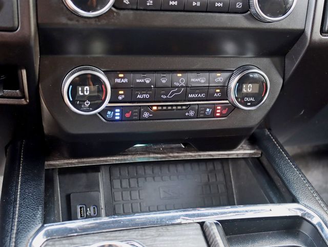 2020 Ford Expedition Max Limited 4x4 8-Passenger - 23070449 - 19