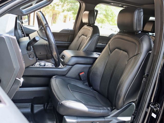 2020 Ford Expedition Max Limited 4x4 8-Passenger - 23070449 - 22