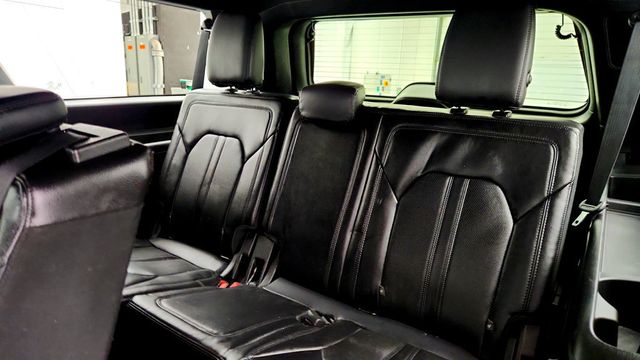 2020 Ford Expedition Max Limited 4x4 with Special Edition Package & Equipment 301A - 22969643 - 20