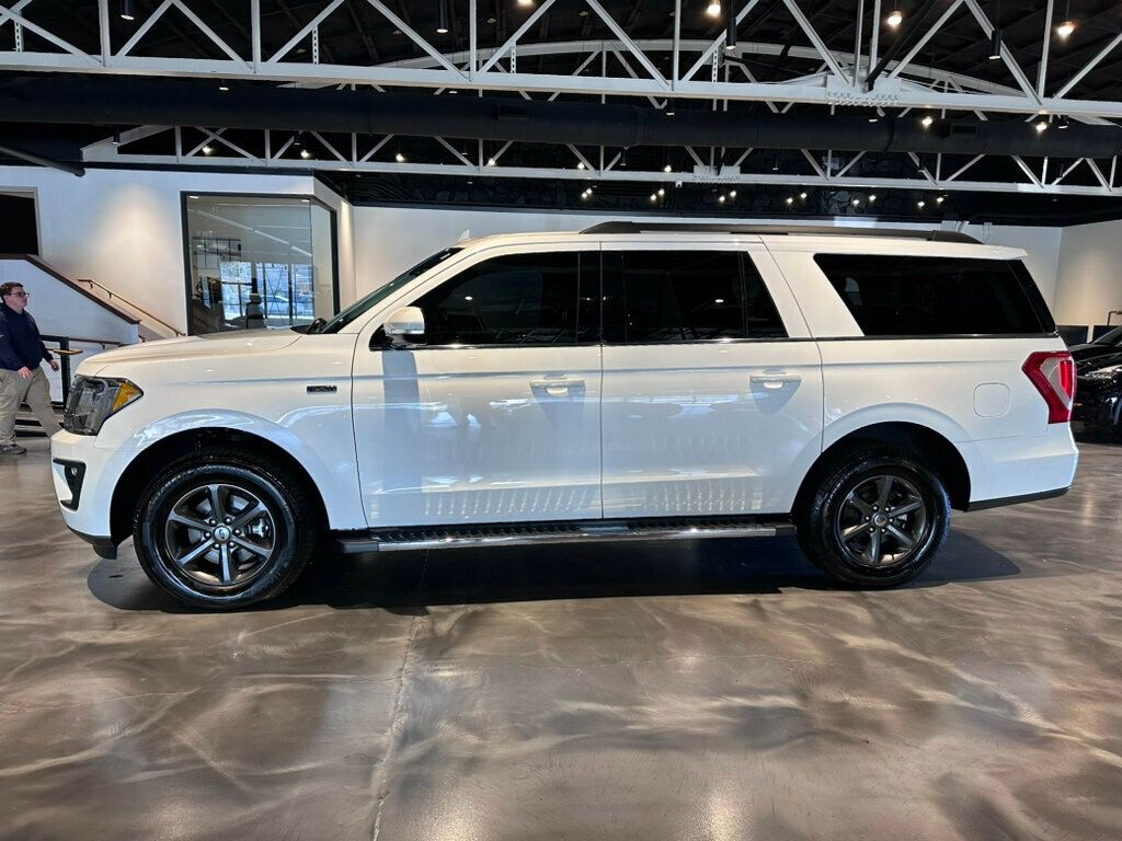 2020 Ford Expedition Max LocalTrade/XLT/4x4/CaptainsChairs/Htd&CldSeats/RemoteStart/NAV - 22725958 - 1