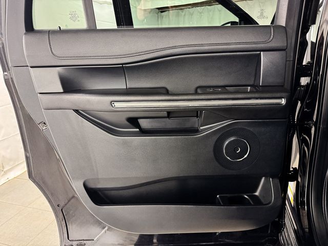2020 Ford Expedition Max XLT 4WD - 22999145 - 13