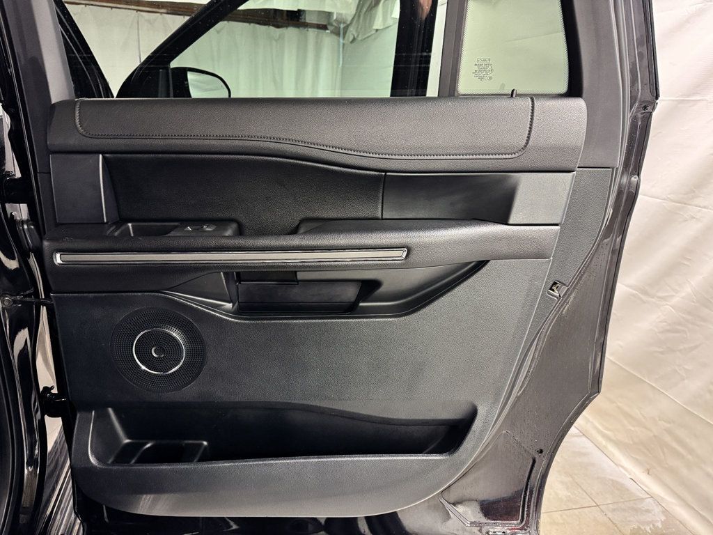 2020 Ford Expedition Max XLT 4WD - 22999145 - 14