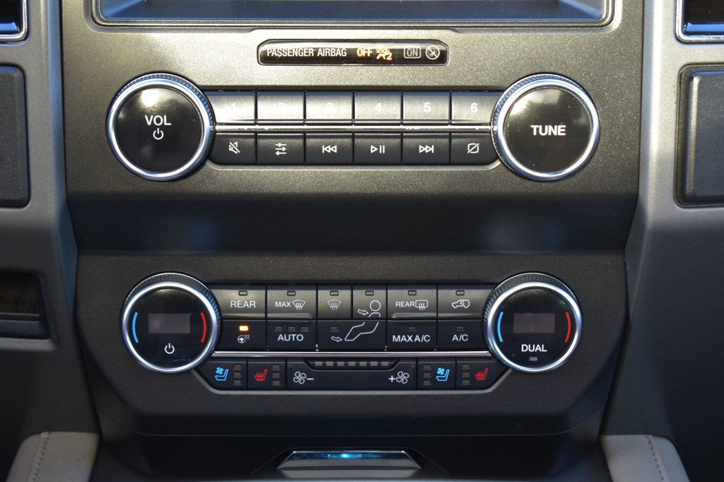2020 Ford Expedition Max XLT 4x4 - 23087532 - 30