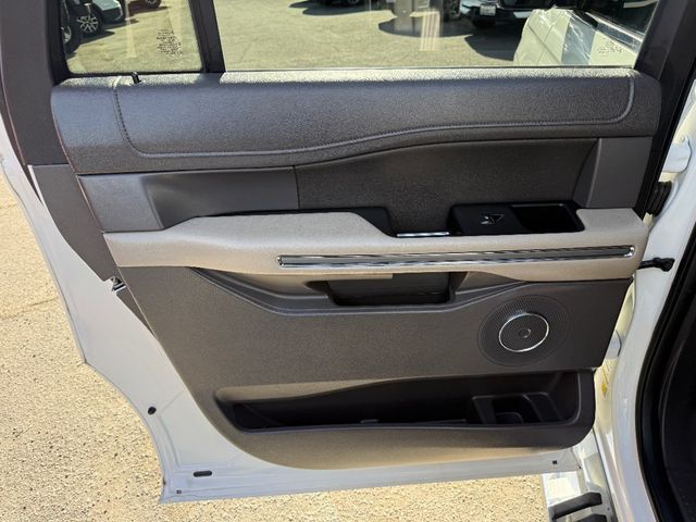 2020 Ford Expedition Max XLT 4x4 - 22993492 - 11