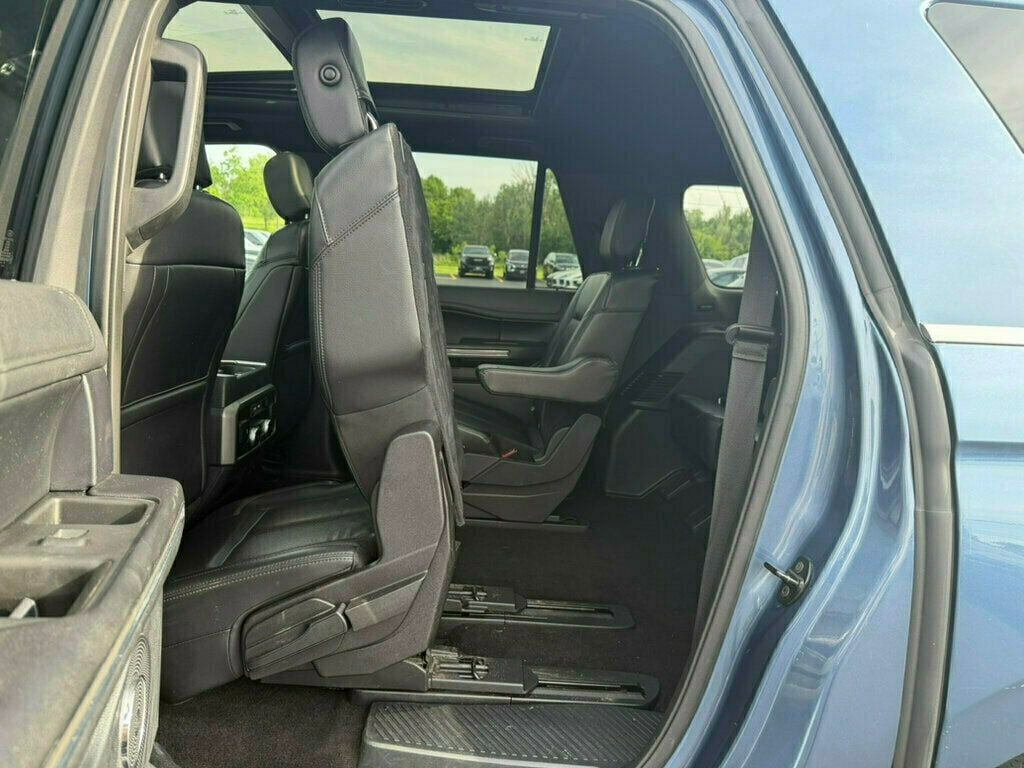 2020 Ford Expedition Max XLT 4x4 - 23019778 - 21