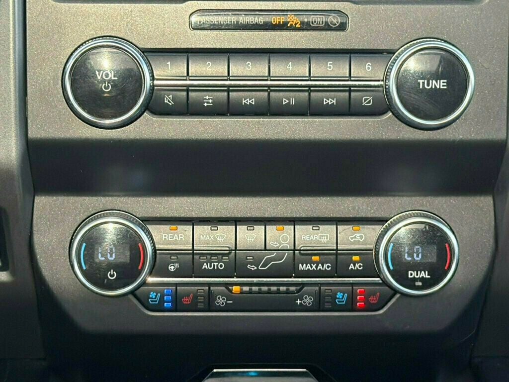 2020 Ford Expedition Max XLT 4x4 - 23019778 - 29