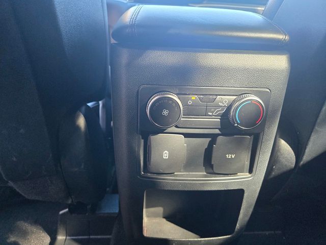2020 Ford Explorer  - 22938434 - 14