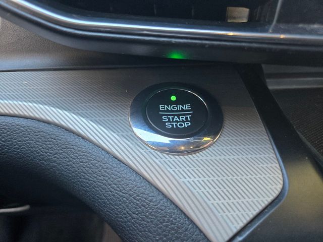 2020 Ford Explorer  - 22938434 - 18