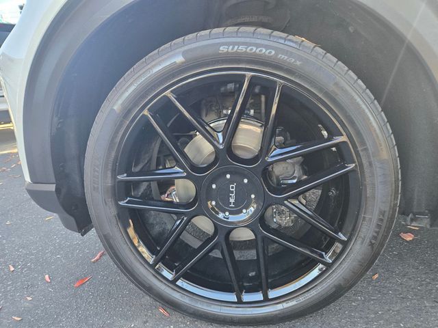 2020 Ford Explorer  - 22938434 - 20