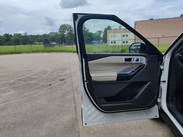 2020 Ford Explorer 2020 Ford Explorer- Platinum - Low Mileage  - 22887206 - 29