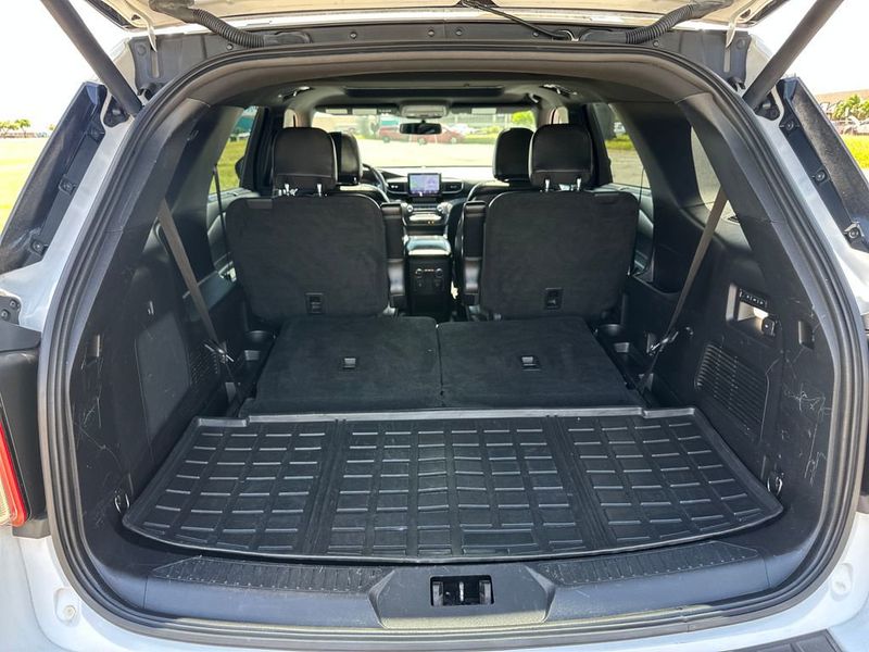 2020 Ford Explorer Limited - 23029692 - 20