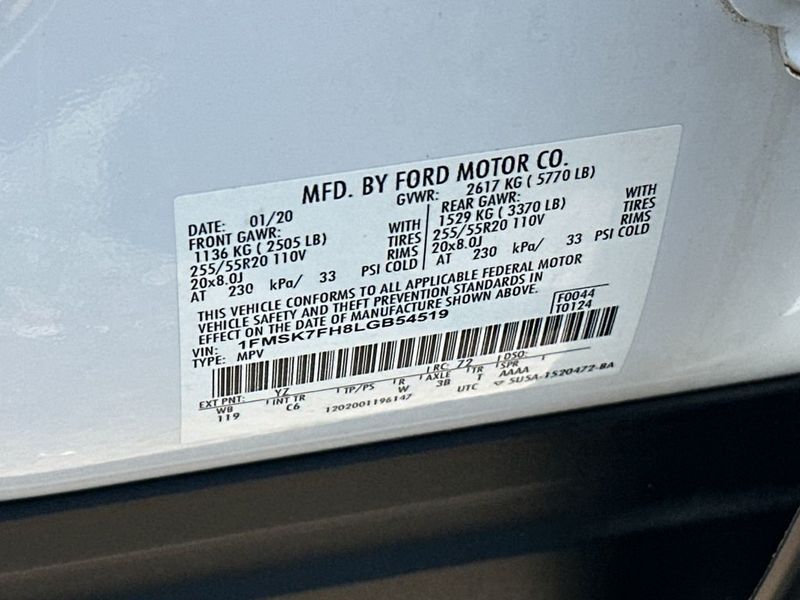 2020 Ford Explorer Limited - 23029692 - 22