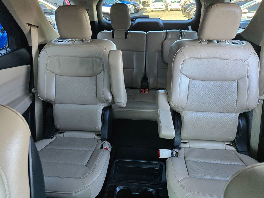2020 Ford Explorer Limited - 22952415 - 24
