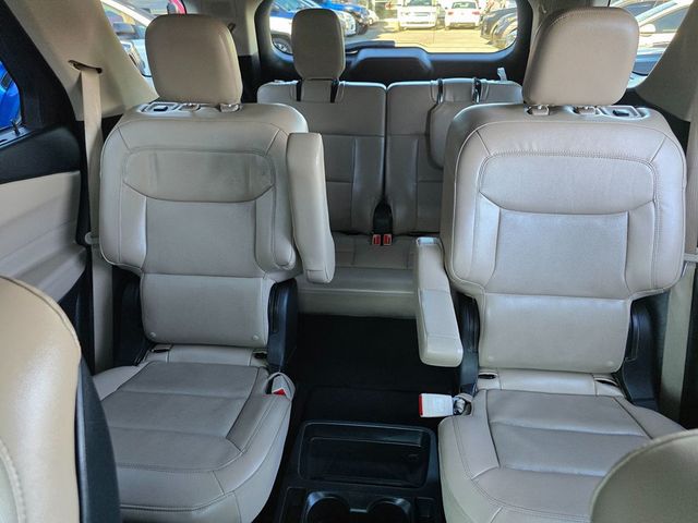 2020 Ford Explorer Limited - 22952415 - 24