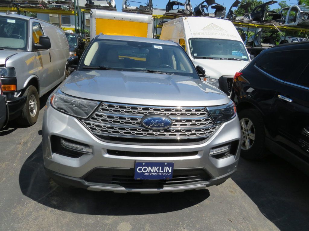 Ford Explorer photo 3